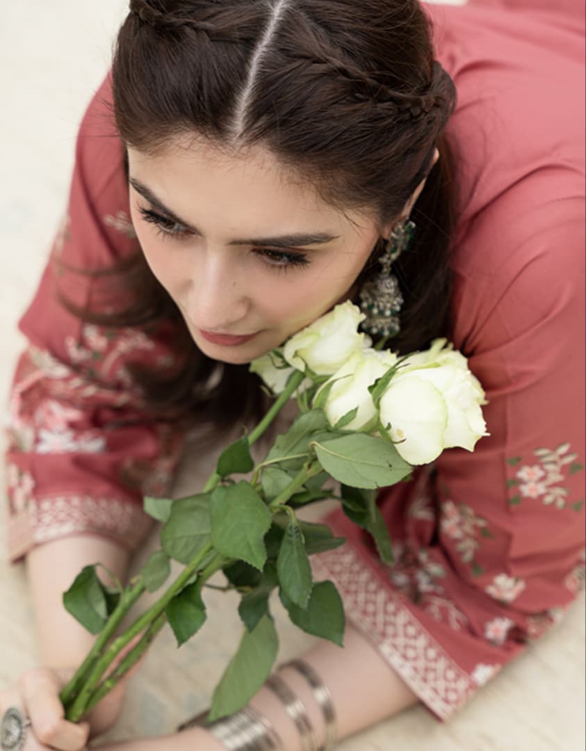 Durr-e-Fisha Embroidey 2pc Pure Lawn